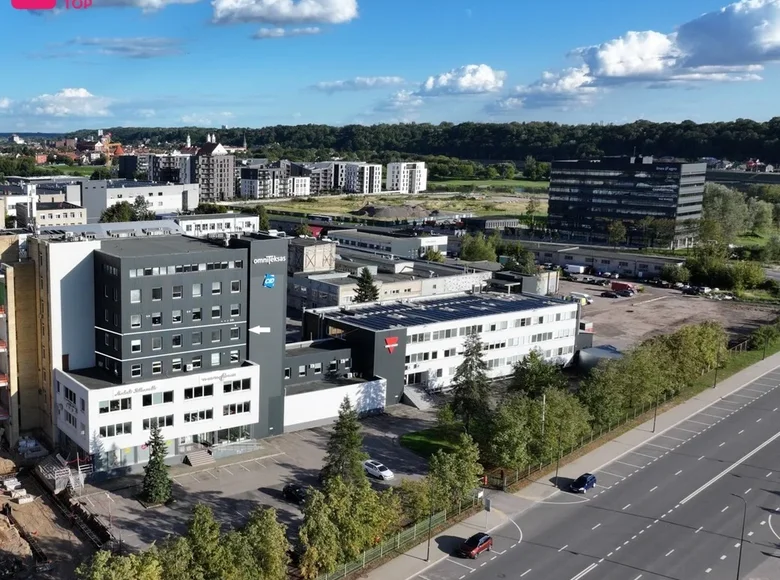 Commercial property 350 m² in Kaunas, Lithuania