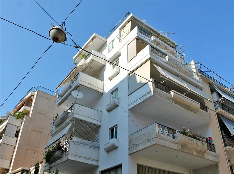 Commercial property 380 m² in Athens, Greece