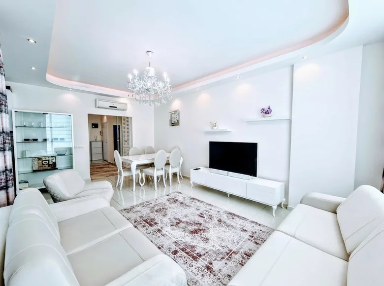 Mieszkanie 3 pokoi 130 m² Yaylali, Turcja