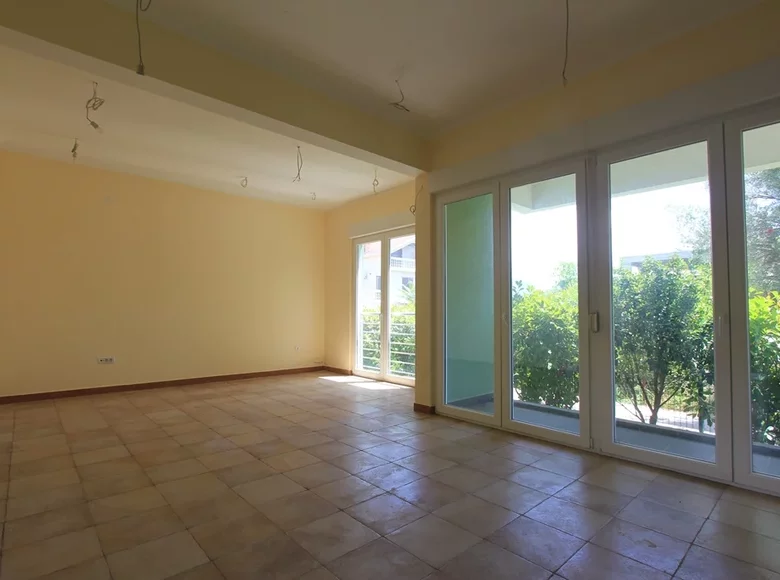 Apartamento 42 m² Bijela, Montenegro