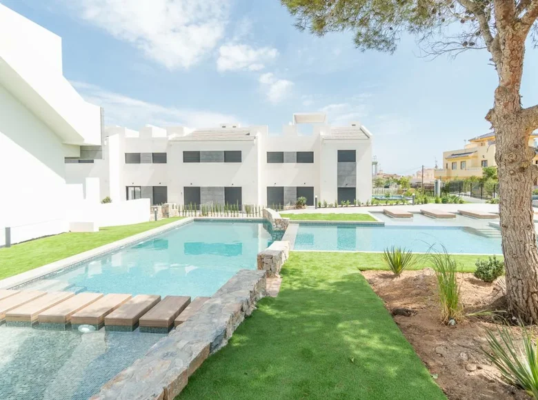 3 bedroom apartment 74 m² Torrevieja, Spain