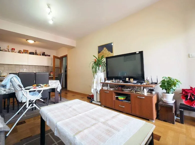 Квартира 2 спальни 96 м² Будва, Черногория
