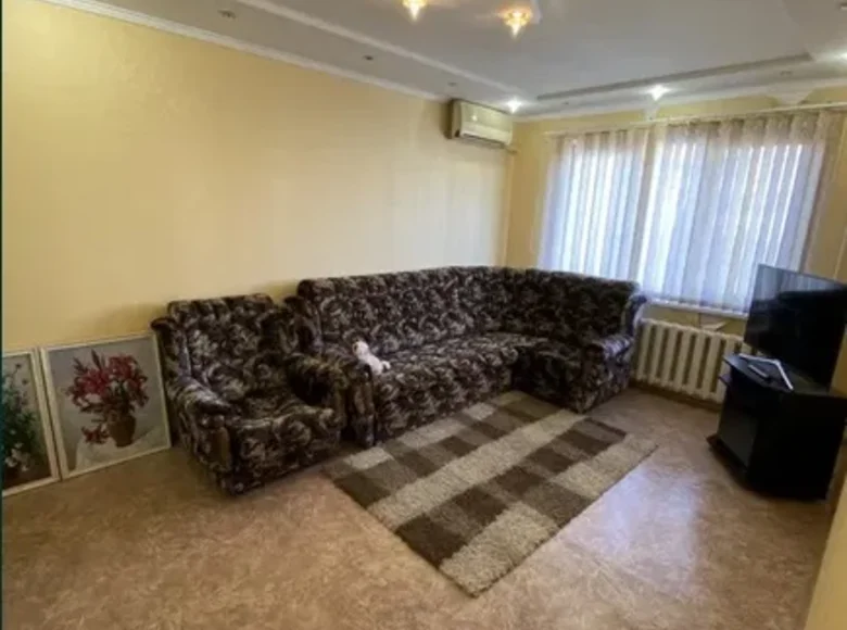 Mieszkanie 3 pokoi 71 m² Siewierodonieck, Ukraina