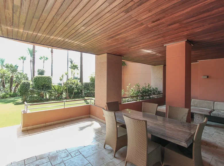 Wohnung 2 Schlafzimmer 152 m² Marbella, Spanien