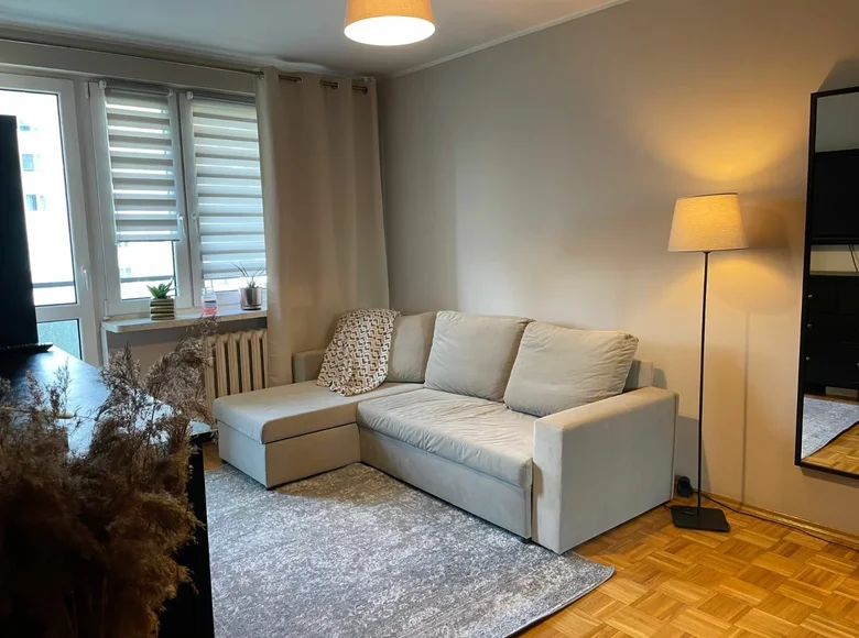 Квартира 3 комнаты 43 м² в Варшава, Польша