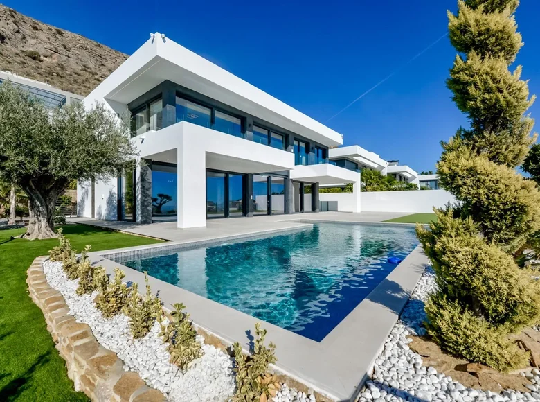 Villa 8 bedrooms 998 m² Finestrat, Spain