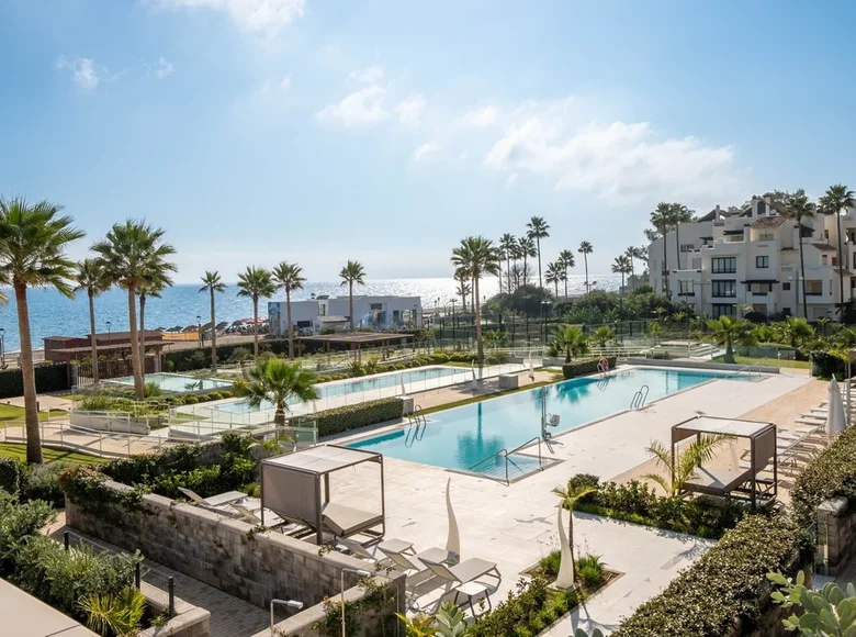 Wohnung 2 Schlafzimmer 100 m² Estepona, Spanien