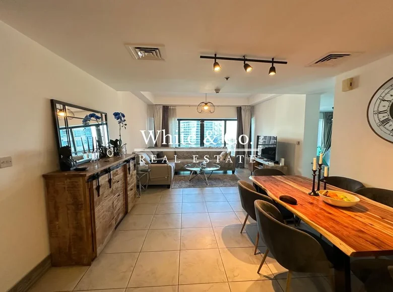 3 bedroom apartment 1 977 m² United Arab Emirates, United Arab Emirates