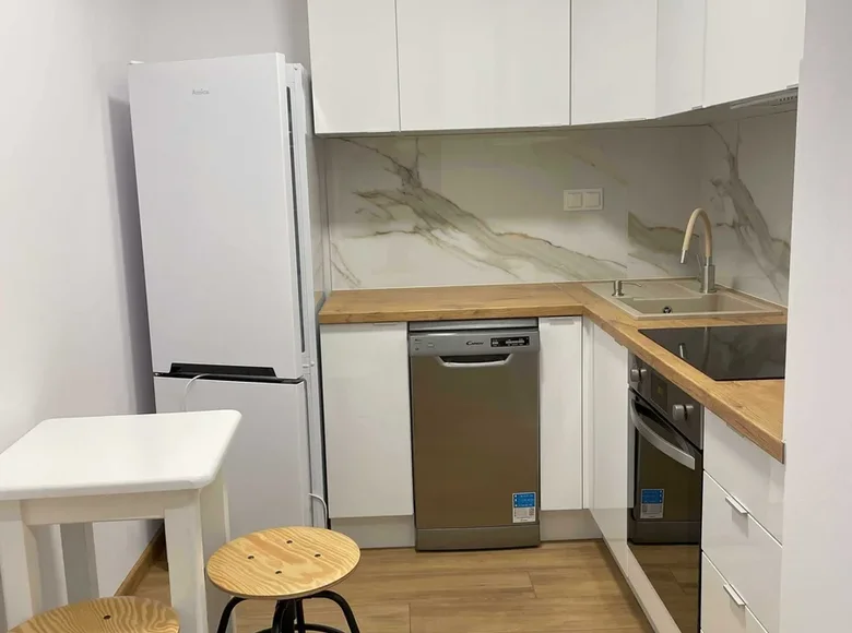 Wohnung 2 zimmer 33 m² in Warschau, Polen