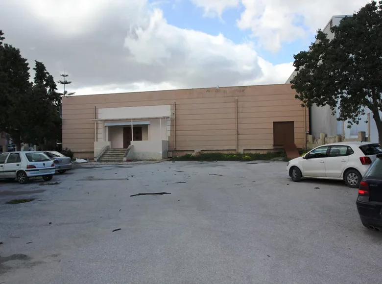 Commercial property 1 209 m² in District of Heraklion, Greece