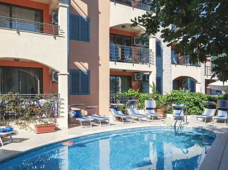 1 bedroom apartment 55 m² Becici, Montenegro