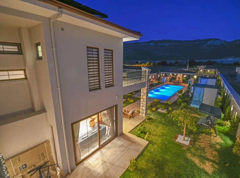 Dom 1 883 m² Kalkan, Turcja