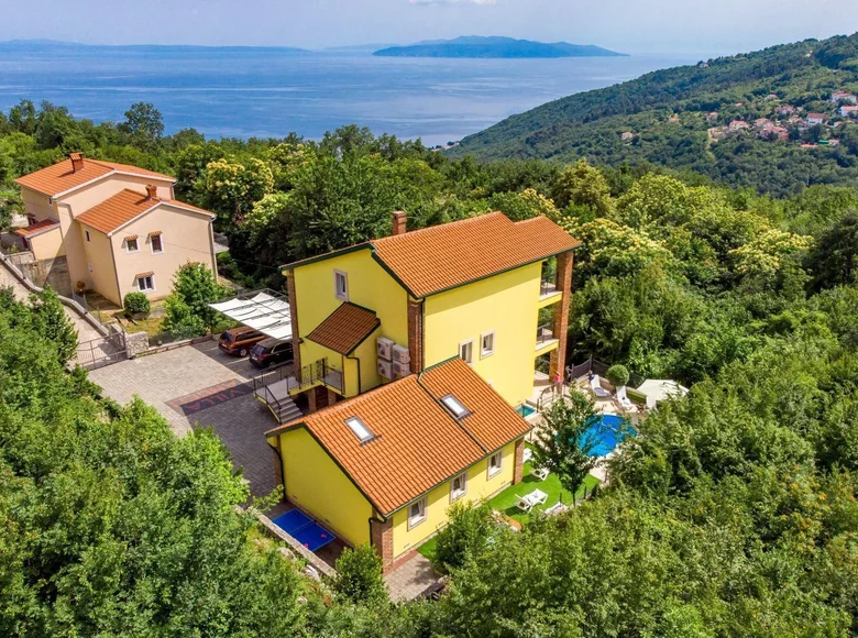 Villa 9 bedrooms 536 m² Opatija, Croatia