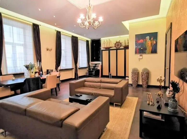 5 bedroom apartment 247 m² Riga, Latvia