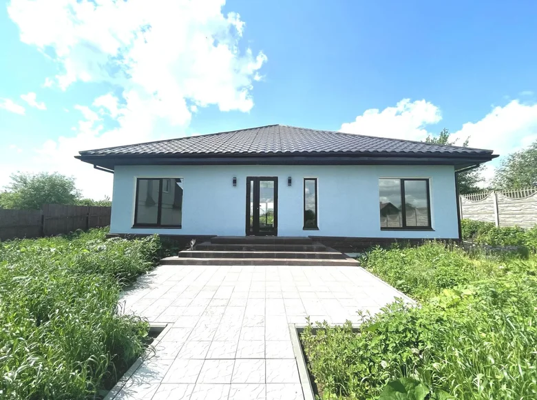 Dom 150 m² Kosina, Białoruś