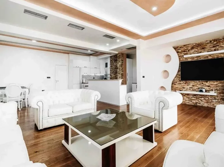 Квартира 2 спальни 140 м² Будва, Черногория