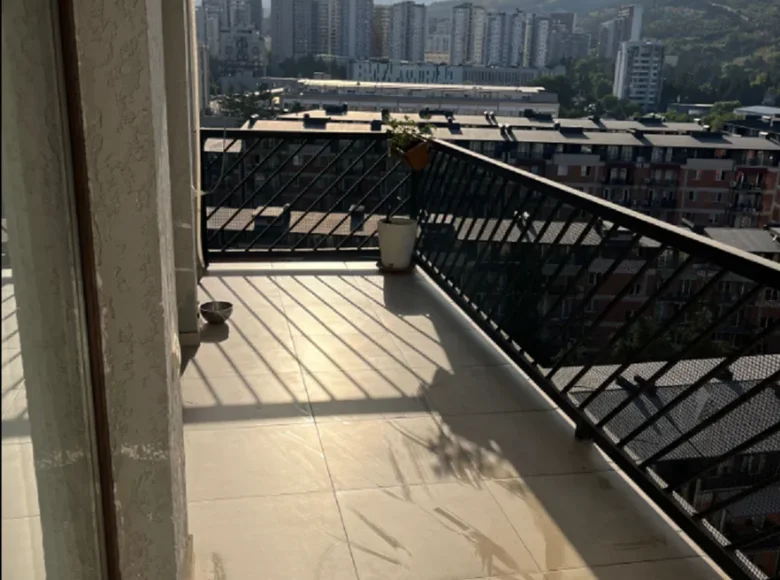 Apartamento 3 habitaciones 83 m² Tiflis, Georgia
