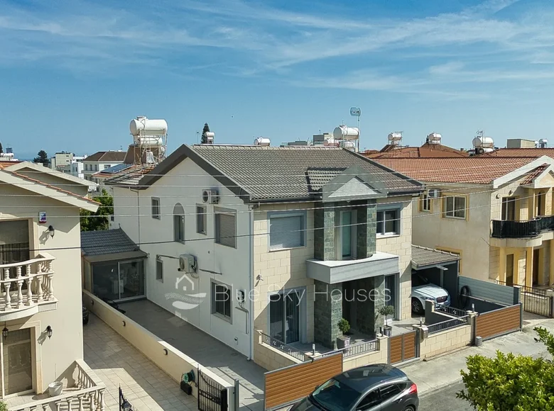 6 bedroom house 277 m² Limassol, Cyprus