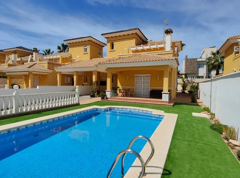 3 bedroom house 156 m² Orihuela, Spain