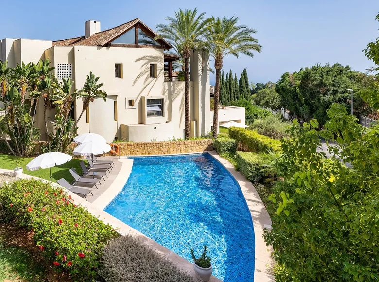 Wohnung 2 Schlafzimmer 207 m² San Pedro Alcantara, Spanien