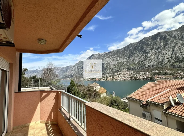 Appartement 2 chambres 68 m² Kotor, Monténégro