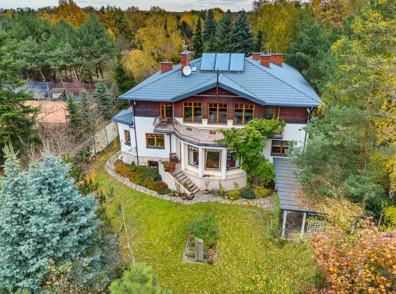 8 room house 631 m² Lomianki, Poland