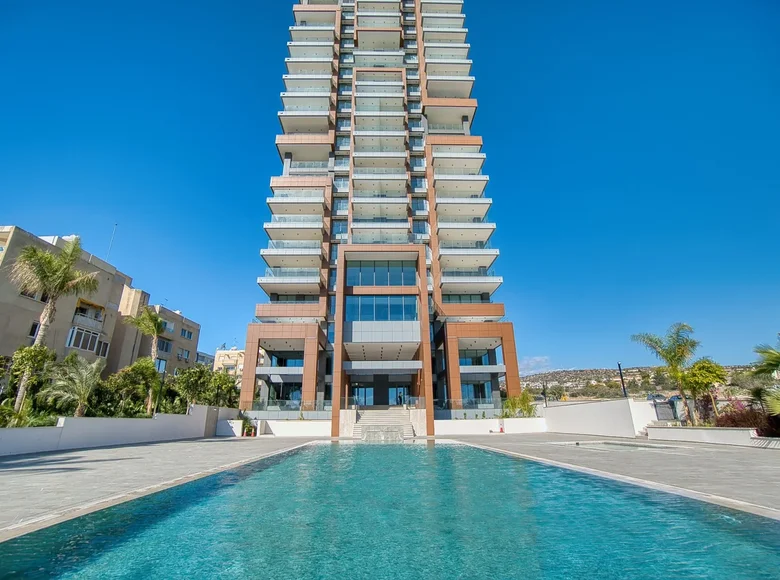 2 bedroom apartment 253 m² Koinoteta Agiou Tychona, Cyprus