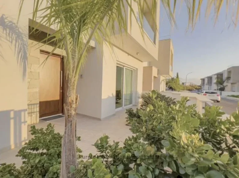 3 bedroom villa 180 m² Konia, Cyprus