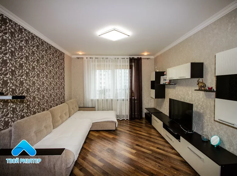 Apartamento 3 habitaciones 75 m² Gómel, Bielorrusia