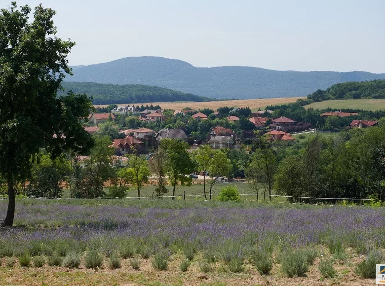 Land 1 720 m² Pilisborosjeno, Hungary