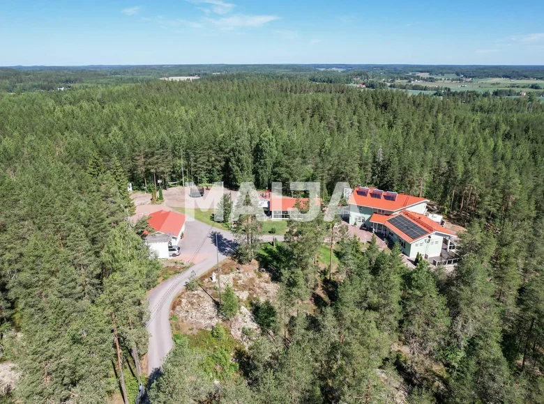 Maison 9 chambres 497 m² Nurmijaervi, Finlande