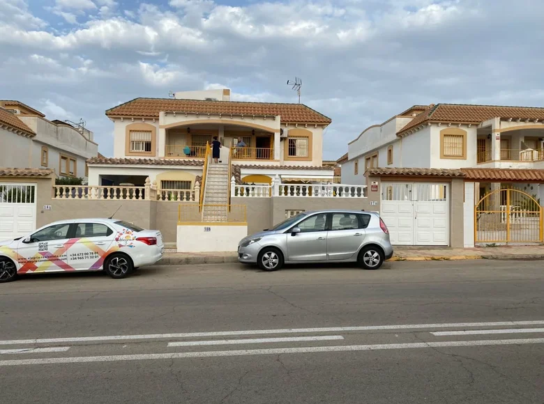 3 bedroom bungalow 65 m² Torrevieja, Spain