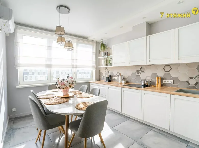Wohnung 3 zimmer 75 m² Minsk, Belarus