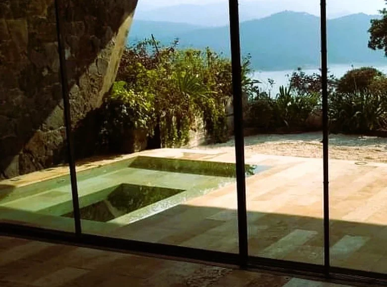 Casa 4 habitaciones 582 m² Valle de Bravo, México