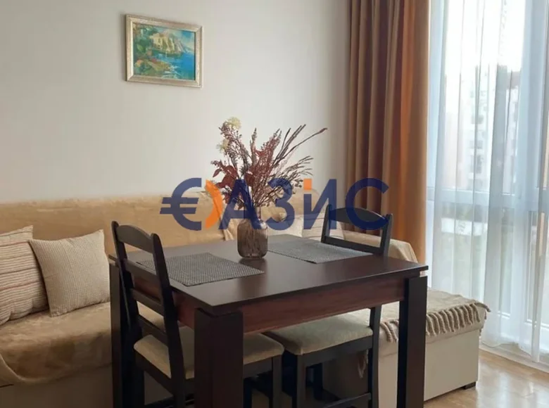 Mieszkanie 2 pokoi 44 m² Nesebyr, Bułgaria