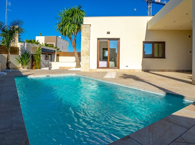 3 bedroom house 114 m² Formentera del Segura, Spain