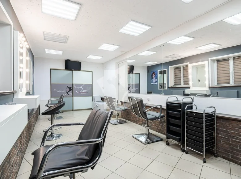 Tienda 64 m² en Minsk, Belarús