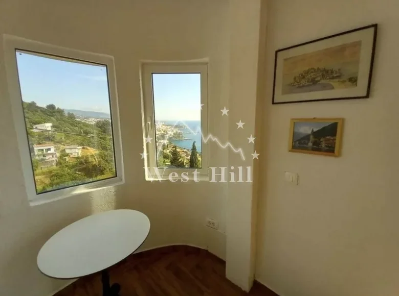 Haus 4 Zimmer 126 m² Dobra Voda, Montenegro