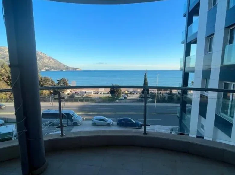 1 bedroom apartment 95 m² Becici, Montenegro