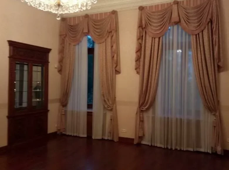 5 room apartment 250 m² Odessa, Ukraine