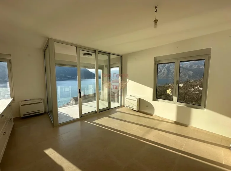 Apartamento 3 habitaciones 80 m² Dobrota, Montenegro