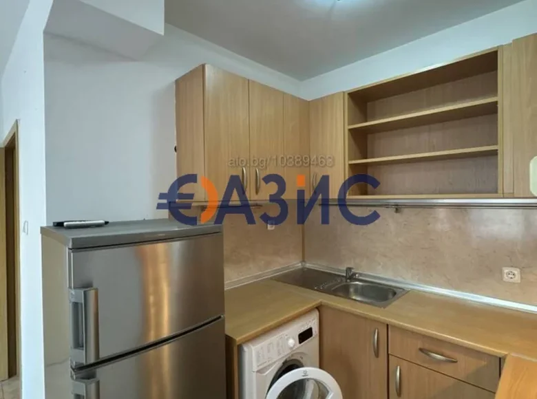 Квартира 2 комнаты 59 м² Несебр, Болгария