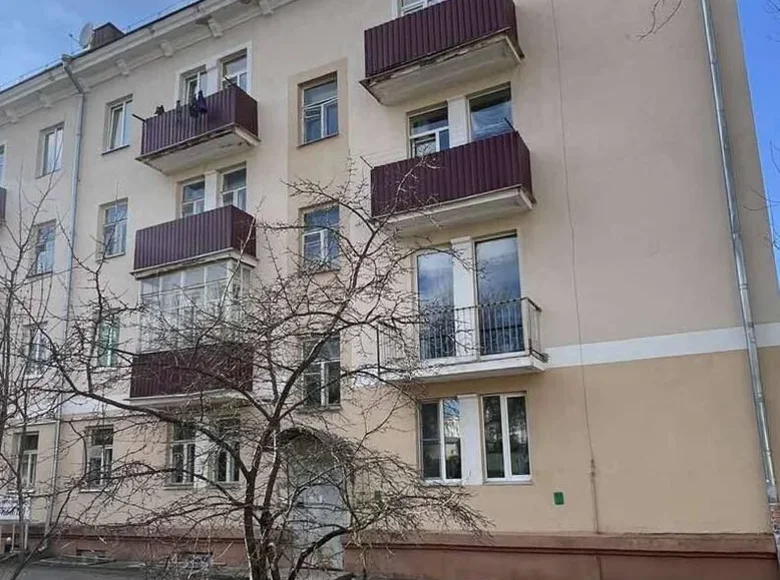 Mieszkanie 3 pokoi 75 m² Mołodeczno, Białoruś