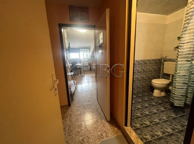 Квартира 1 комната 30 м² Basarbovo, Болгария