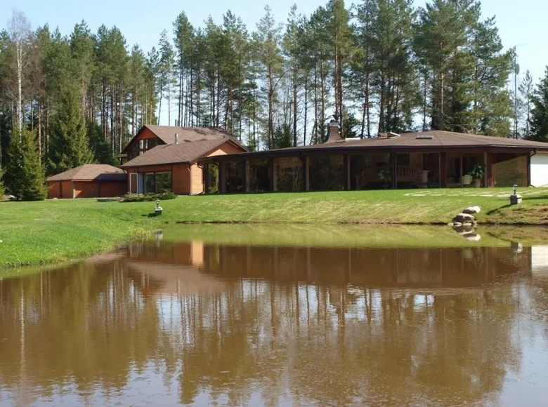 Инвестиционная 500 м² Semes pagasts, Латвия