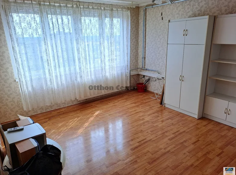Квартира 2 комнаты 55 м² Цеглед, Венгрия
