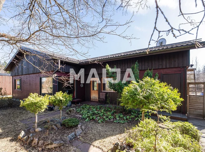 3 bedroom house 100 m² Jarvenpaa, Finland