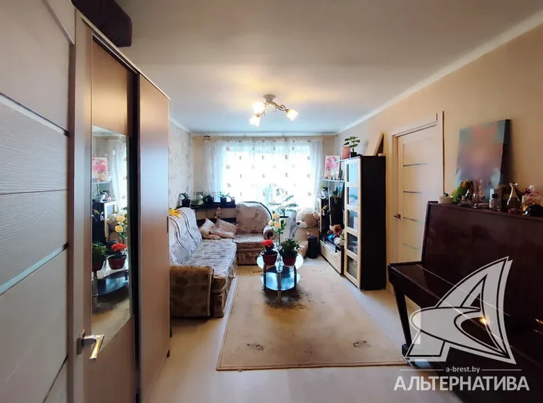 Mieszkanie 3 pokoi 55 m² Czernawczyce, Białoruś