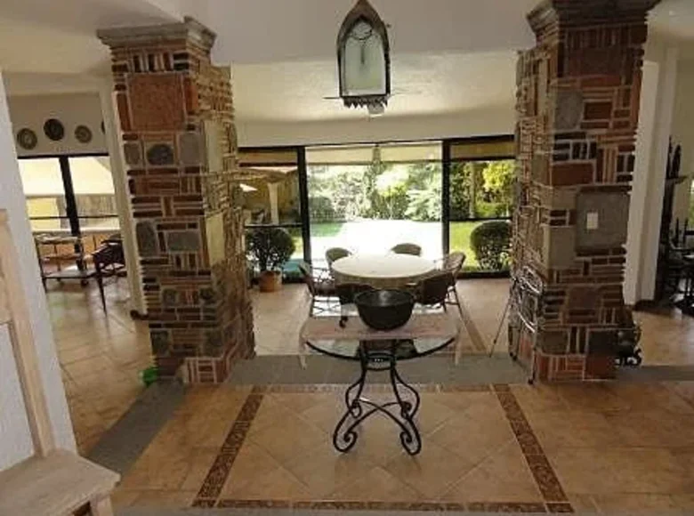 Дом 4 спальни 405 м² Chamilpa, Мексика