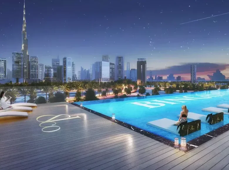 4 bedroom apartment 648 m² Dubai, UAE